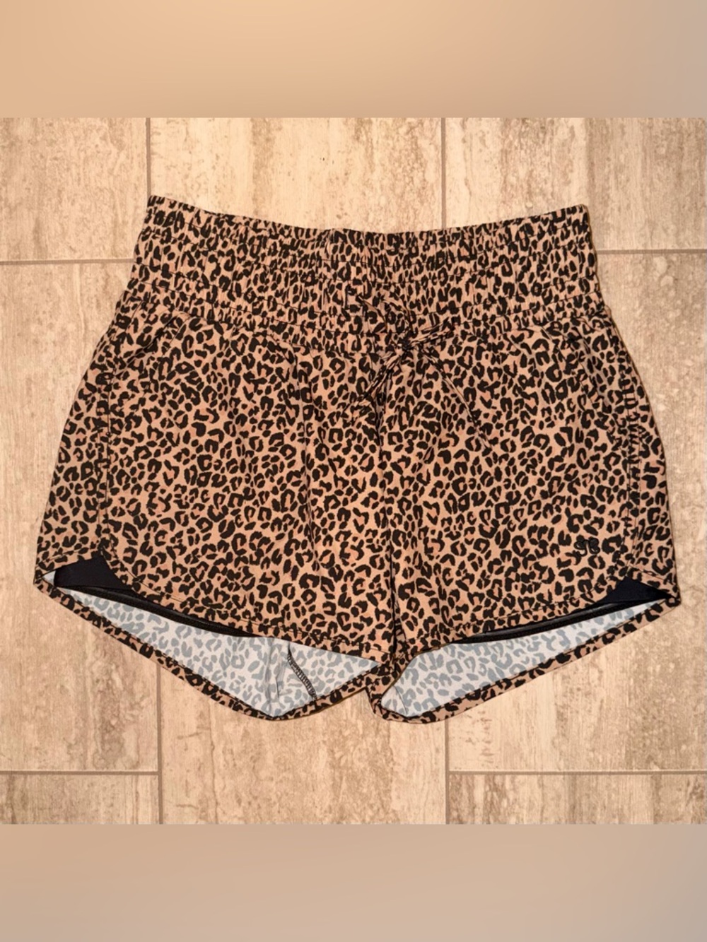 ALBION Leopard Print Women’s Drawstring Shorts - Tan/Black Size Small